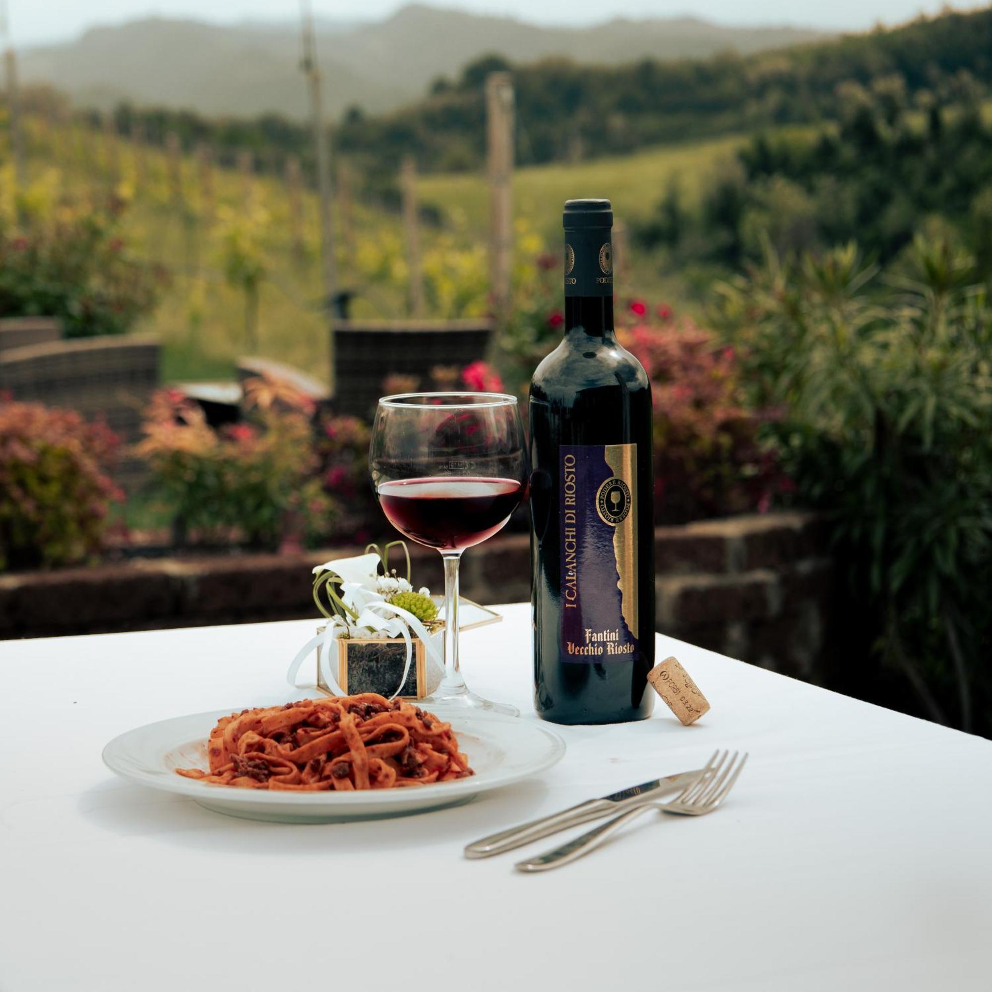 Podere Riosto Cantina&Agriturismo 皮亚诺罗 外观 照片