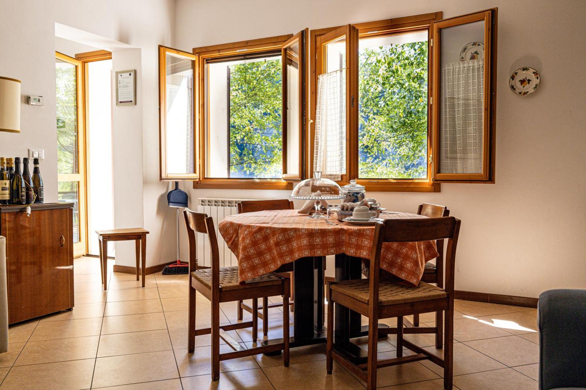 Podere Riosto Cantina&Agriturismo 皮亚诺罗 外观 照片
